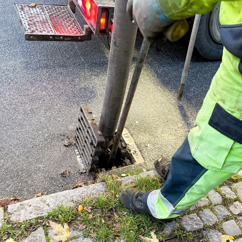 Vacuum Cleaning and Drain Maintenance: Preparing for Heavy Rain and Climate Change