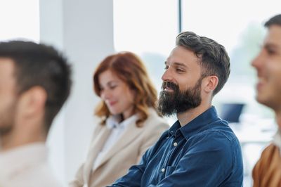 Participants en formation en présentiel, dirigeants et managers.