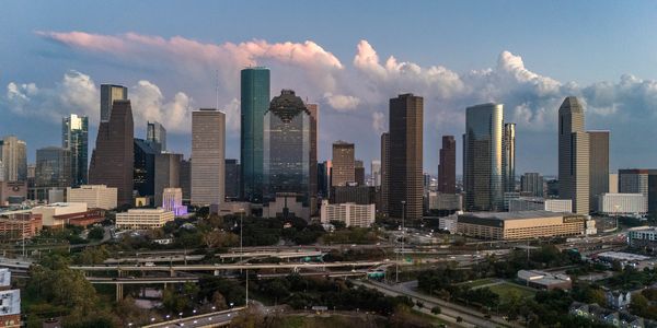 President Padma G McCord of 
Padma McCord Enterprises, LLC
Investing In newhomesbuilders, builders