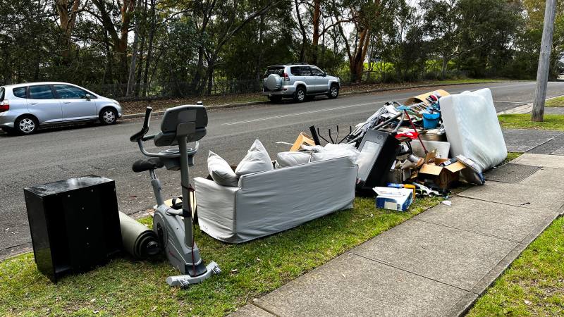 Efficient Junk Removal in Saint-Hubert