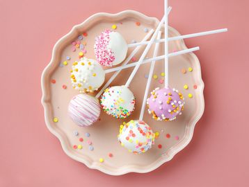 Birthday Cake Cake Pop