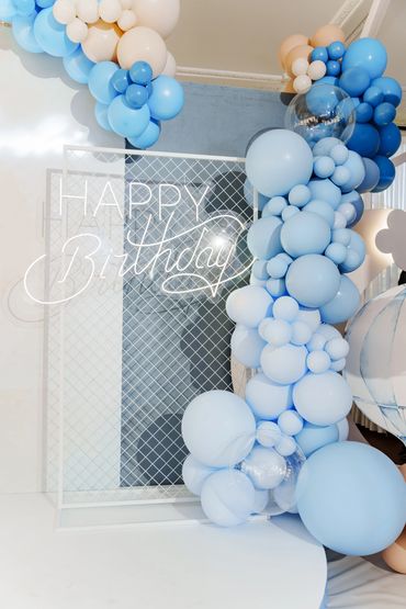 Balloon Garland for event decorating in Jupiter, FL. Palm Beach County