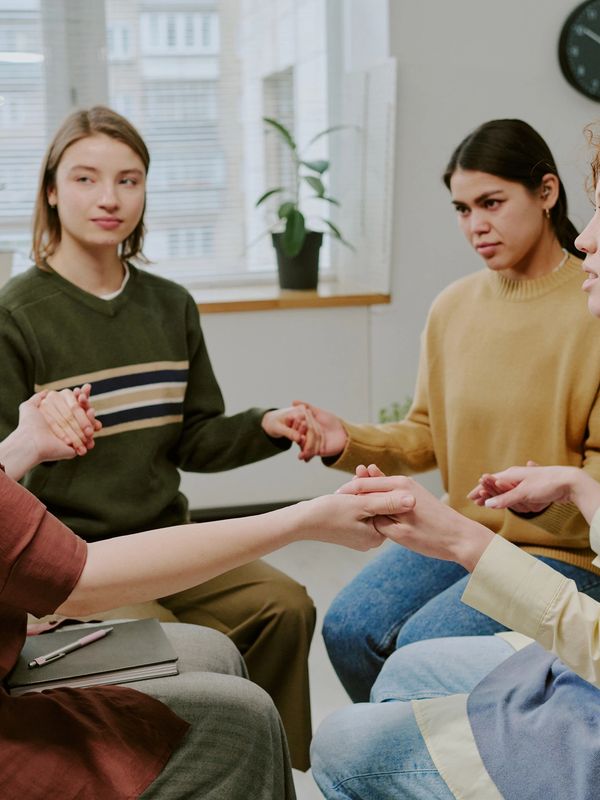 a group private counselling session, counselling website