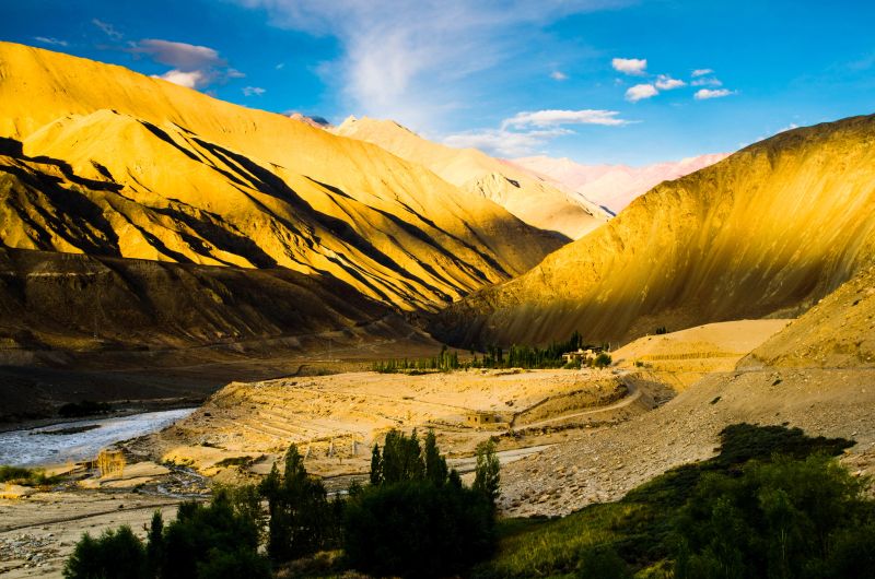 The Students’ Educational and Cultural Movement of Ladakh (SECMOL) was founded in 1988.