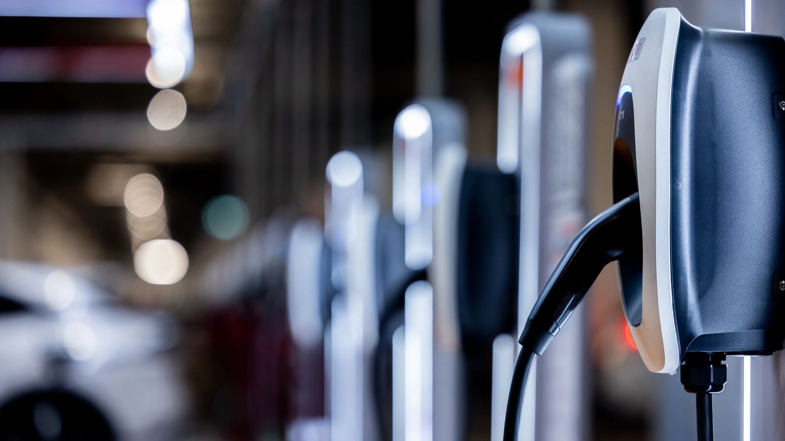 UK countryside hotel guest dwelling longer with on-site EV charging
