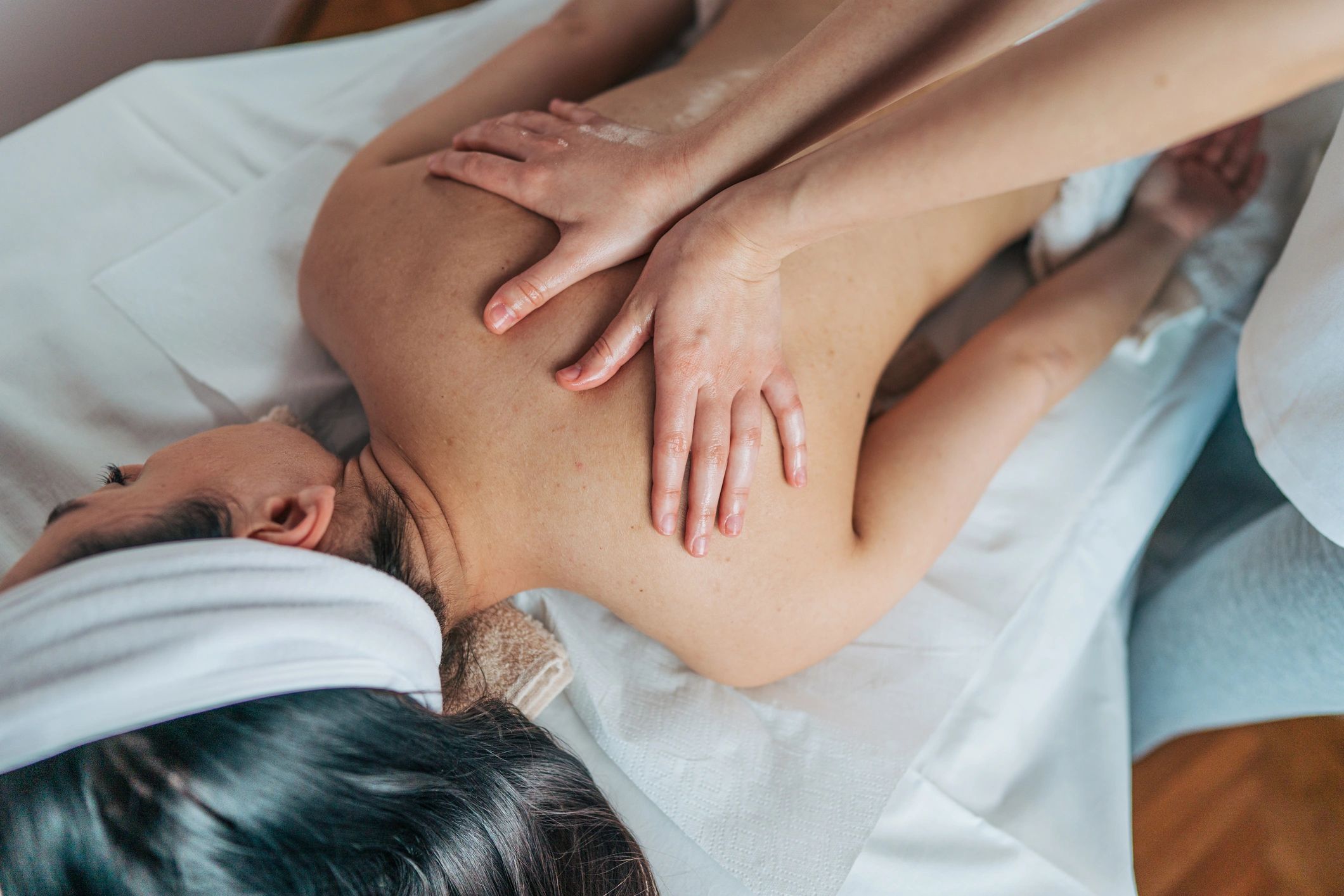Hunter Massage Co Services: What to Expect & Prices