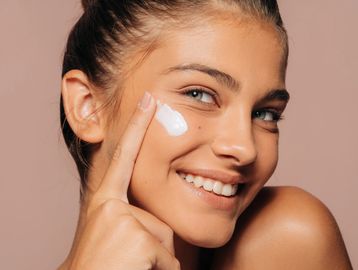 Vitaran polynucleotide treatment for skin regeneration and rejuvenation in Havant.