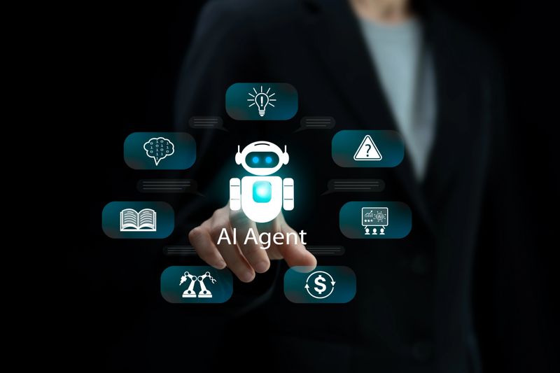 AI Agents Analyze for business and daily life concepts, Businesswomen use AI technology Assistants for working to make decisions, New Ideas, Education and Learning, Data Analysis, Automation system