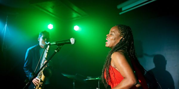 THE FINEST IN LIVE MUSICAL ENTERTAINMENT