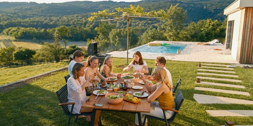 UHNW family having lunch outside in Big Sky, Montana