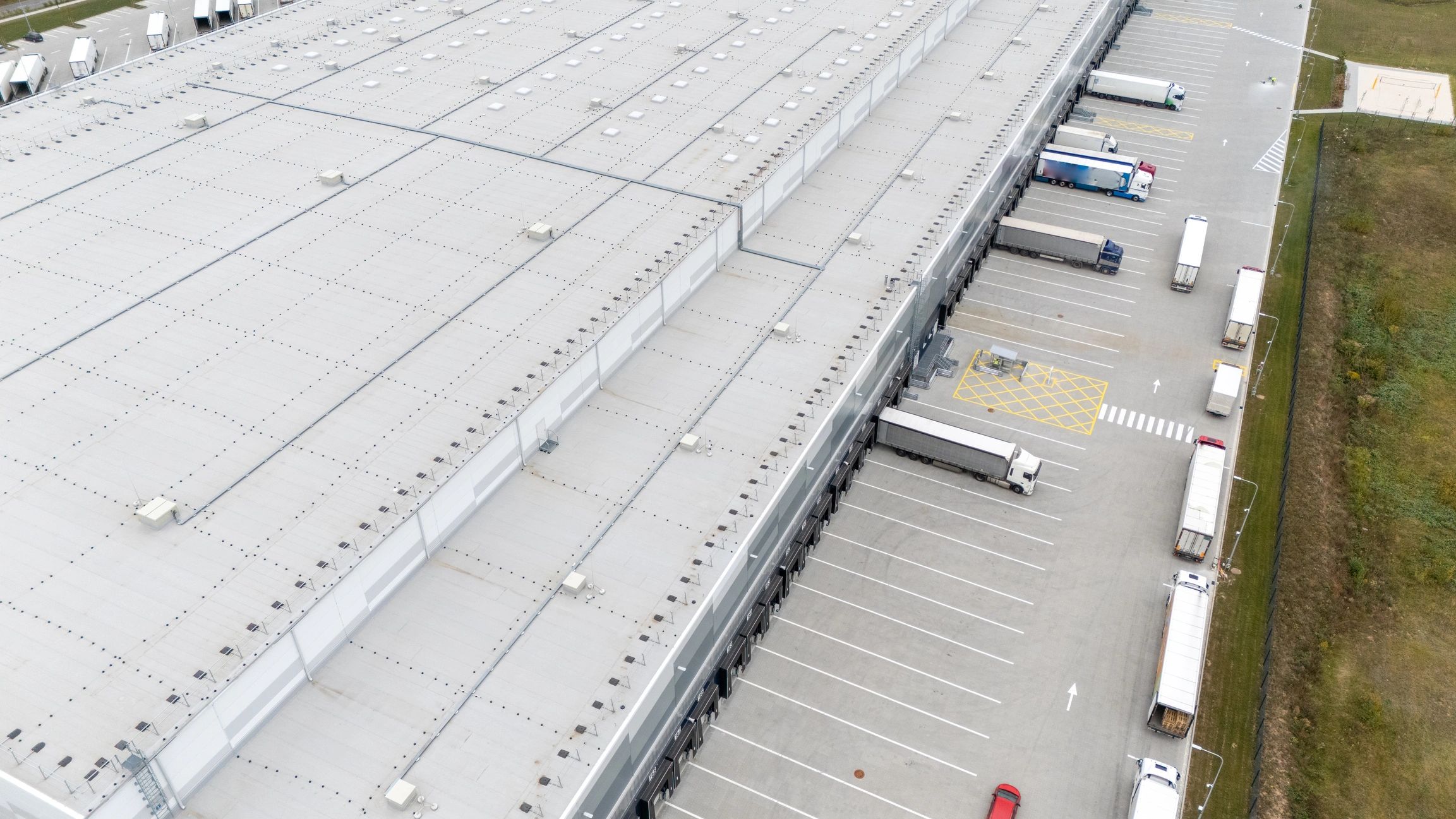 Fabrika çatı onarımı