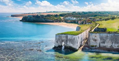 Dartford	Dover Folkestone Gravesend	Maidstone Ramsgate	Romford	Sevenoaks Canterbury Broadstairs