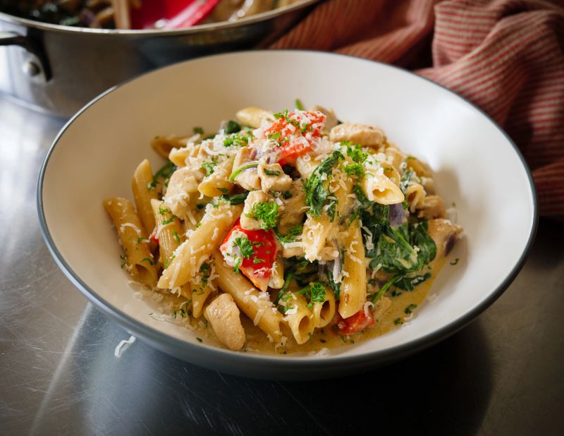 One-Pot Chicken and Pepper Penne Pasta is the perfect midweek dinner that combines simplicity with rich, comforting flavors.