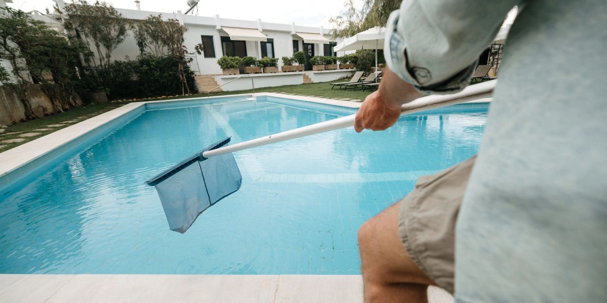 BlueSway Pools technician arriving for scheduled pool service in Wesley Chapel.