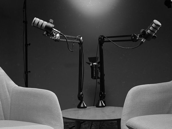 Bold conversations. Beautiful energy. Let’s talk about it, girl!  
🎙️ Hosted by Donetta Hughes, Sha