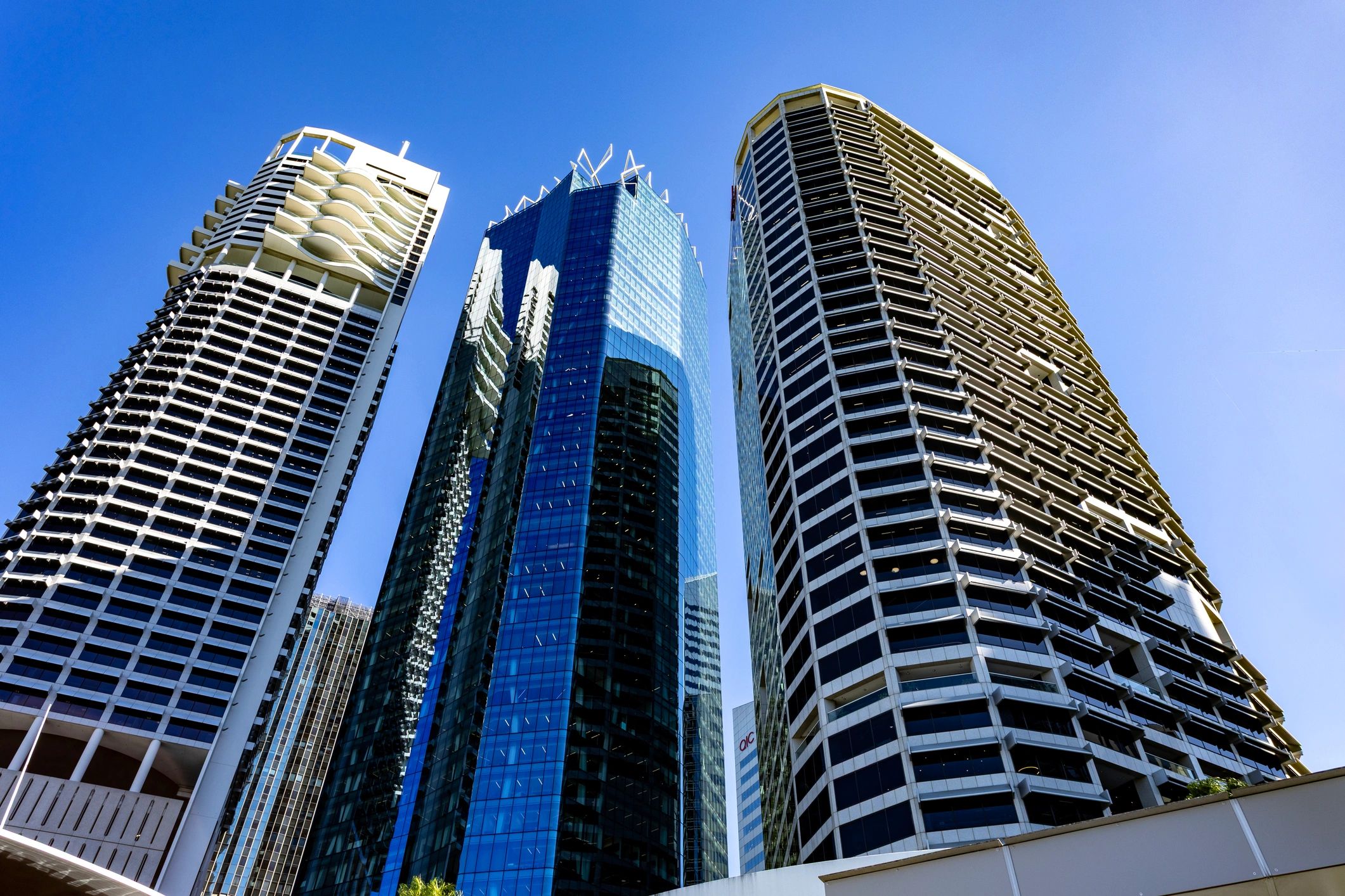 Apartment complex common property — body corporate pest control Brisbane