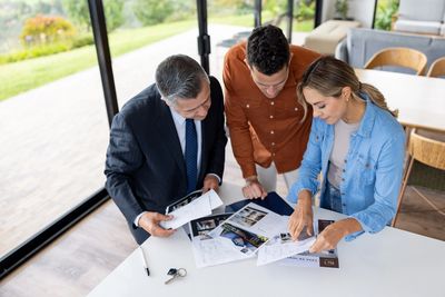 Irina Roth Team helping clients buy real estate in Tampa, FL.