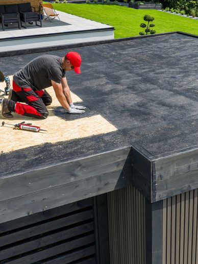 “Chicago’s Residential Roofing Experts – Quality, Reliable Roofs Built to Last Across Chicagoland 