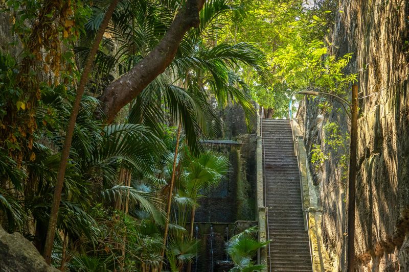 Daily exposure of the Queens Staircase, commonly referred to as the 66 steps, is a major landmark that is located in the Fort Fincastle Historic Complex in Nassau