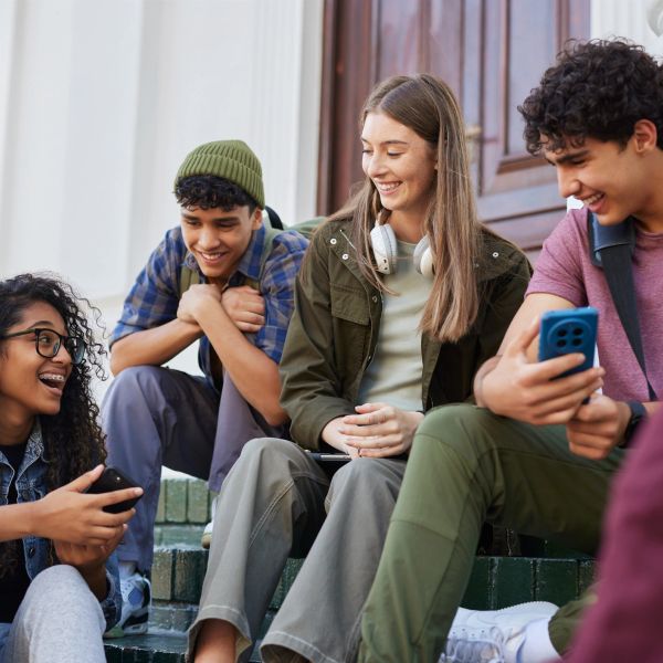 young adults in college in therapy. psychotherapy.
