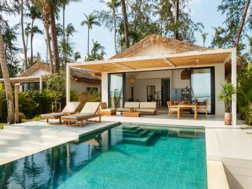 Clean and maintain your luxury pool.