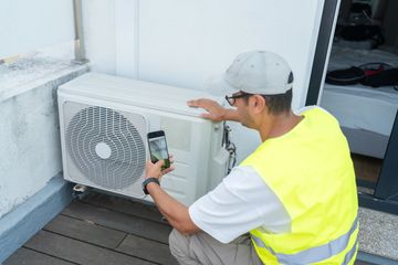 Energy-efficient AC unit