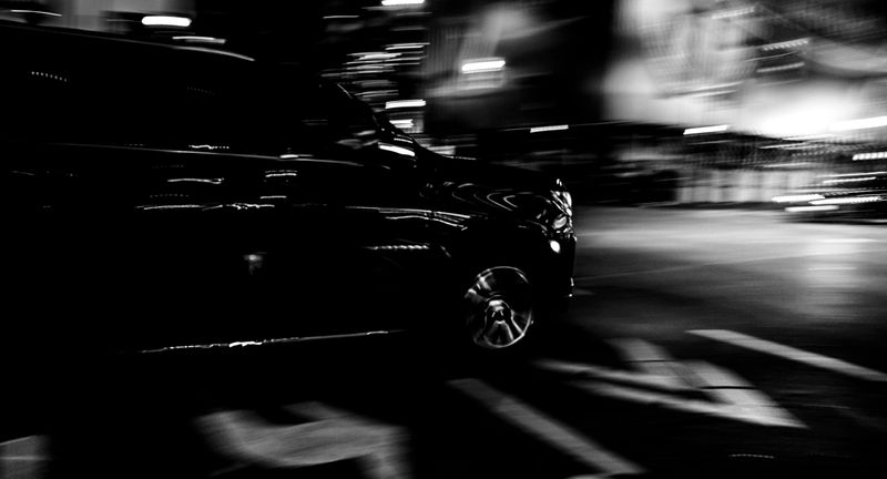 Monochrom sensor serie : Traffic in downtown Toronto. authentic photo without the use of artificial intelligence