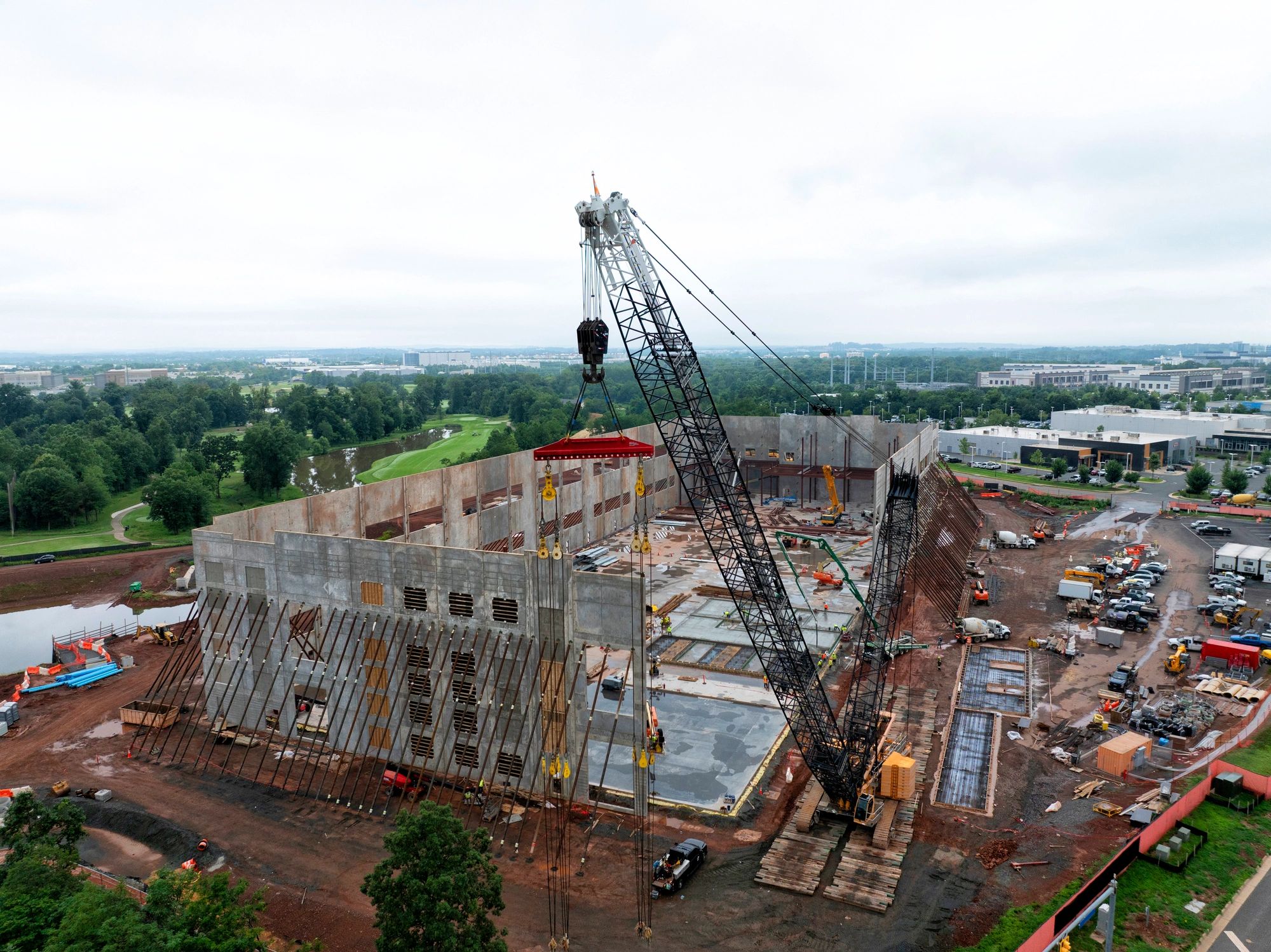 Breaking Into Data Centre Construction Planning