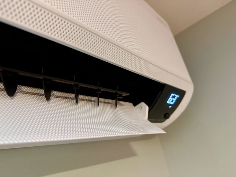 Mini-Split AC Unit, Heating and Cooling System