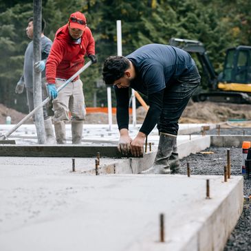 Concrete flatwork, curbs, and site concrete for commercial properties