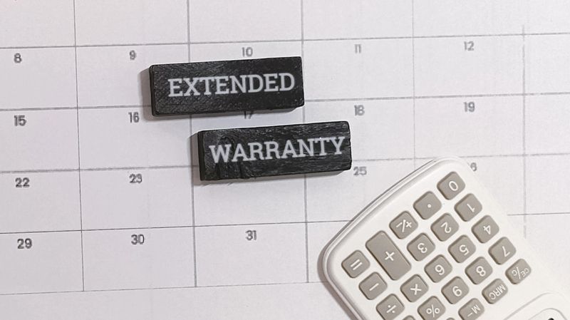 Extended warranty concept with calendar and calculator for planning and budgeting