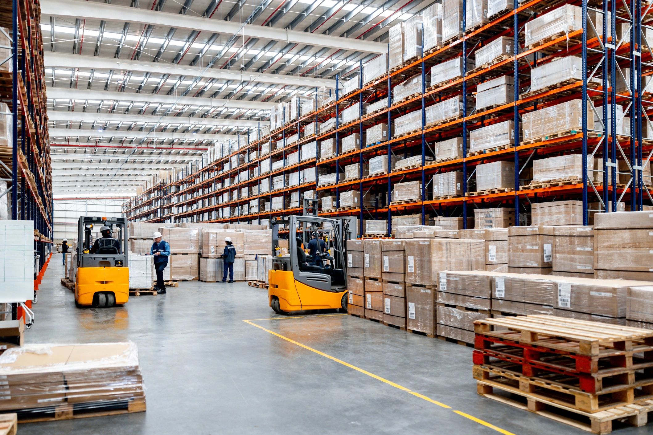 Commercial warehouse and facility supply distribution center