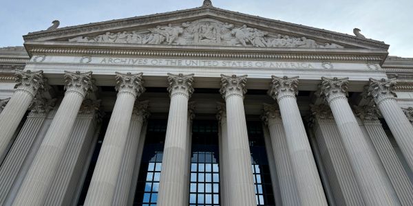 Front facade of the Archives of the United States of America building.