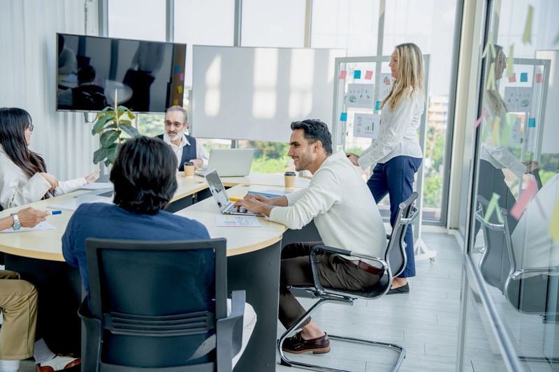 The entrepreneurship and startup team are brainstorming regarding social media marketing and financial planning.