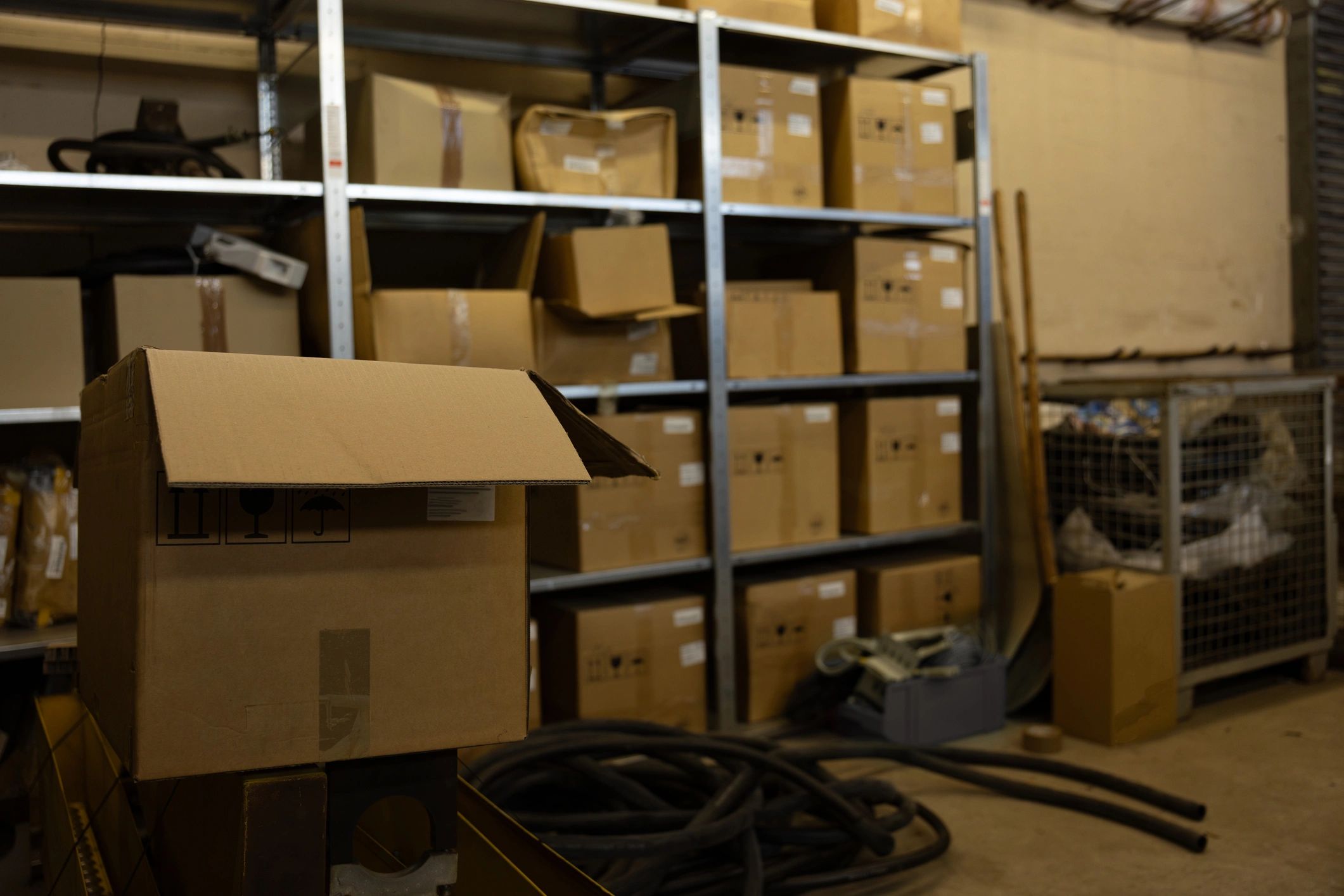 Vidage unité Box Depot : WSS Élimination déchets à Montréal