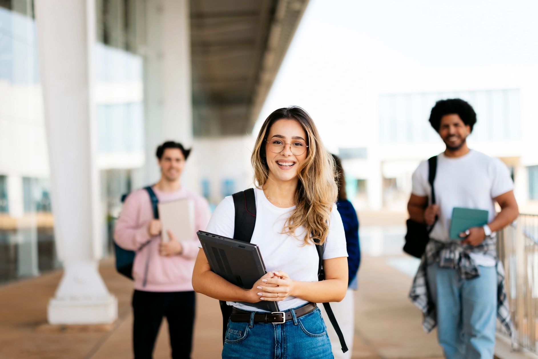 A group of college students smiling