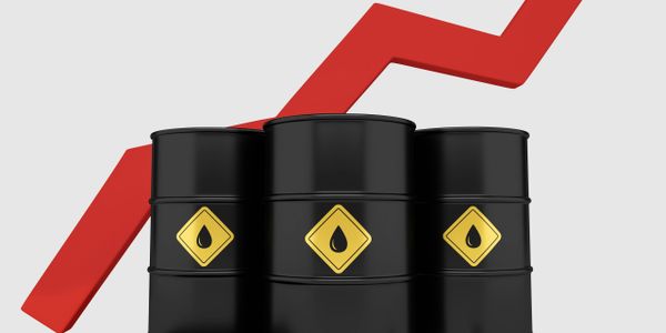 Black oil barrels with a rising red arrow in the background symbolizing increasing oil prices.