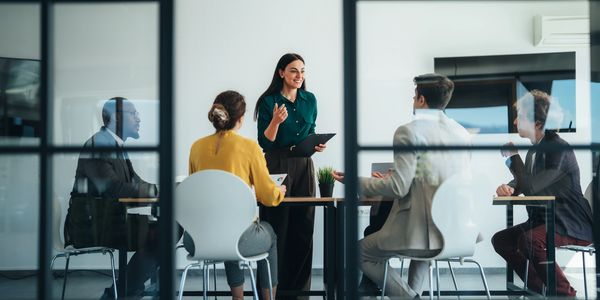 Advisors coordinating O-1 agent contracts and itineraries