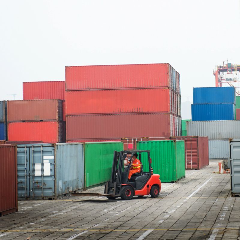 Lot's of cargo containers at the docks