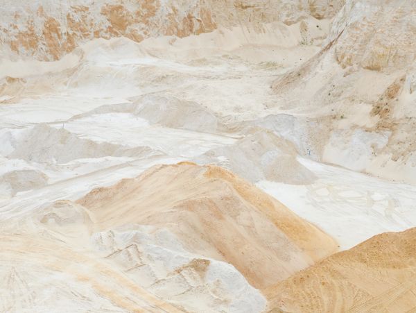 A sandy quarry with light beige and white tones.