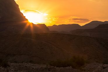 MORNING HAS BROKEN! Awestrcuk enchanted sunrise - EVERY MORNING!