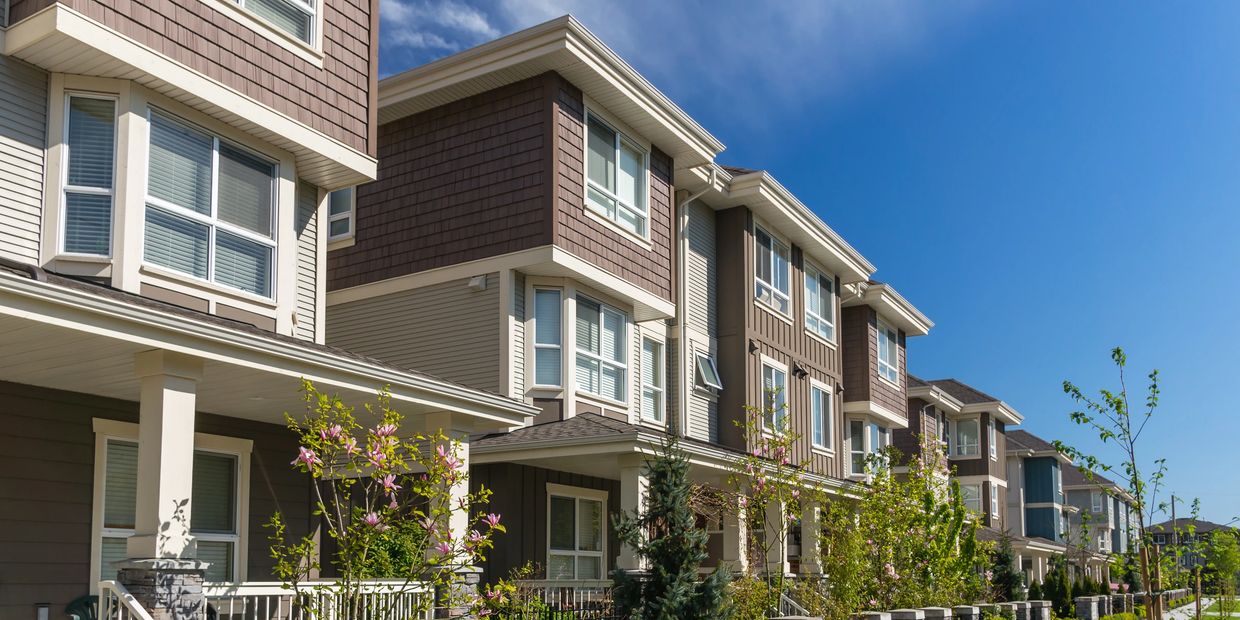 West Ottawa Richmond community landscape with suburban homes and natural surroundings

