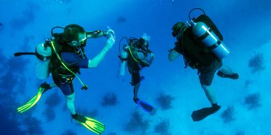 Grupo de buzos en Cancun