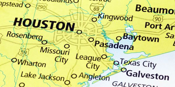 Close-up map showing Houston and nearby Texas cities.