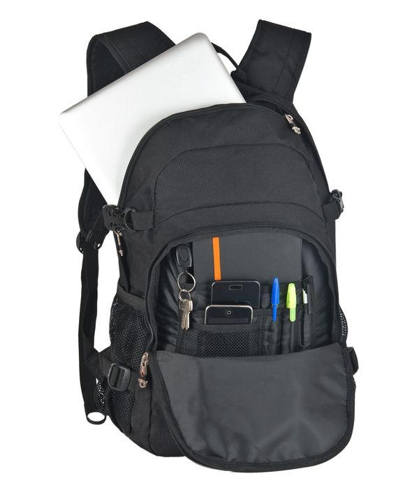 Black laptop backpack to protect laptop and tech accessories.