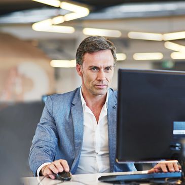 A Tiempo
Dentro del presupuesto
Con alto impacto en el Negocio