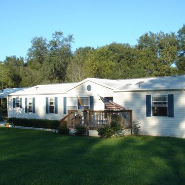 Super Deals Everyday!
Landleased homes is what we sell.
Call us now so we can help you too. 