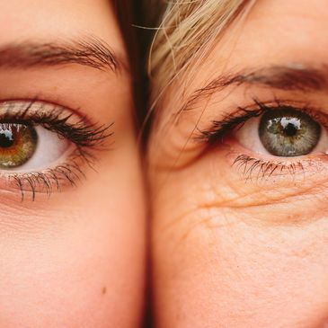 mother daughter eyes
