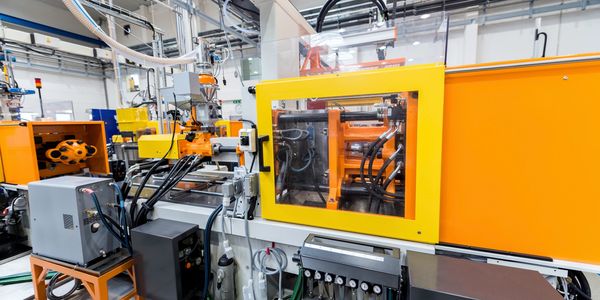 Plastic Injection Molding machine for molding plastic parts.