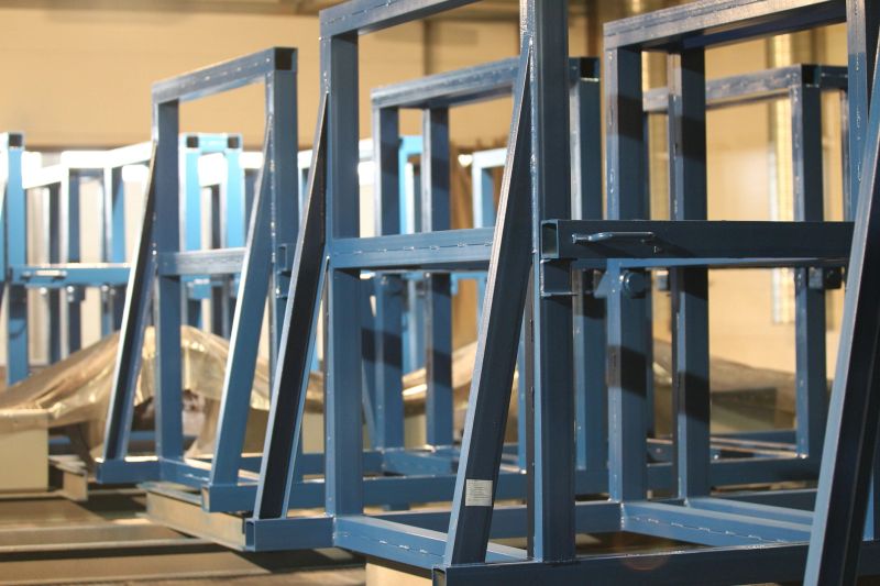 various elements of steel structures for further assembly